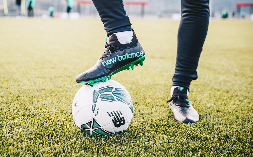 stropdas Goedaardig invoeren Nieuwe New Balance voetbalschoenen | New Balance lanceert de Furon 5.0 en  een nieuwe Tekela!