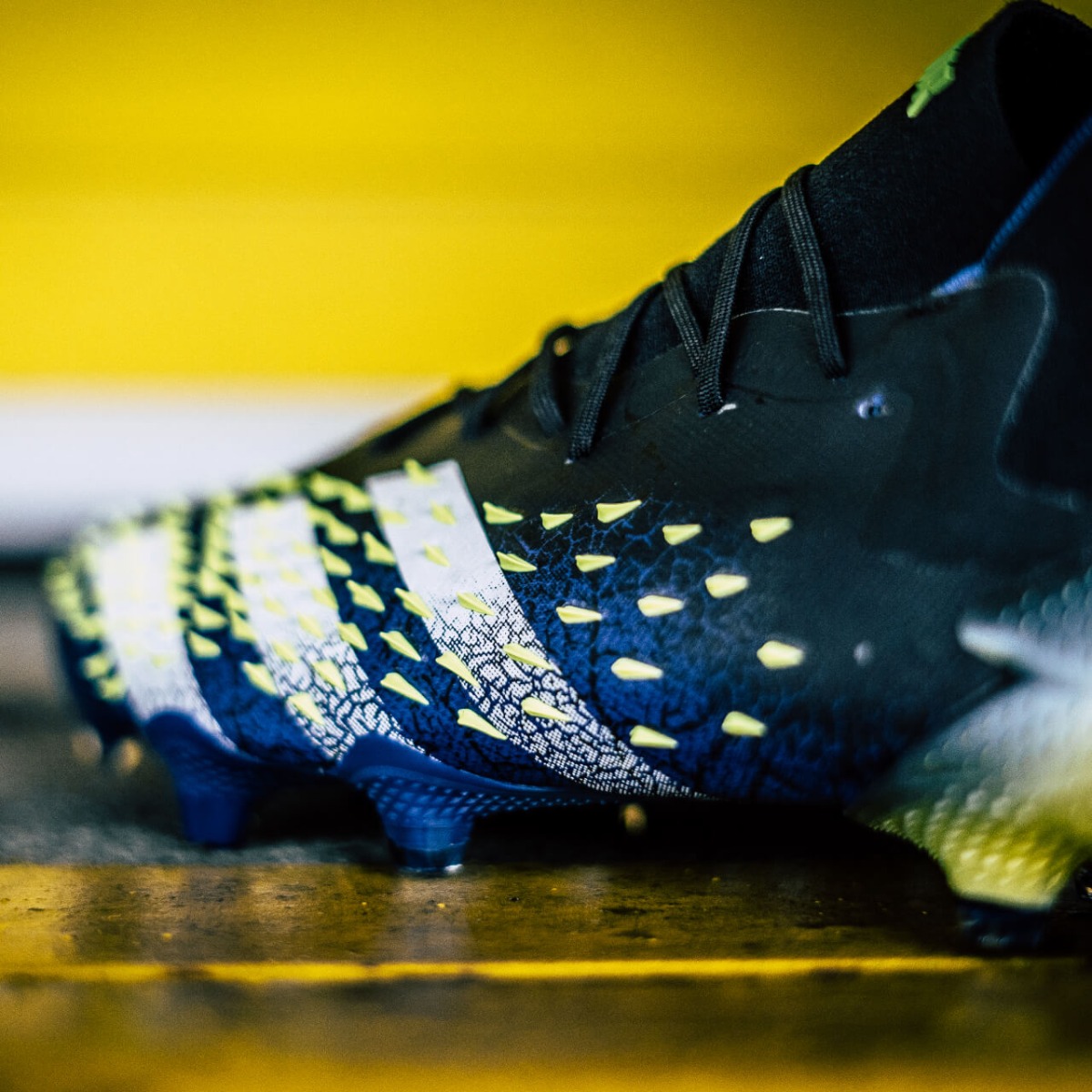 adidas-Superlative-PACK-PREDATOR-z-Slider-tekst-blokjes-640x640px-5.jpg