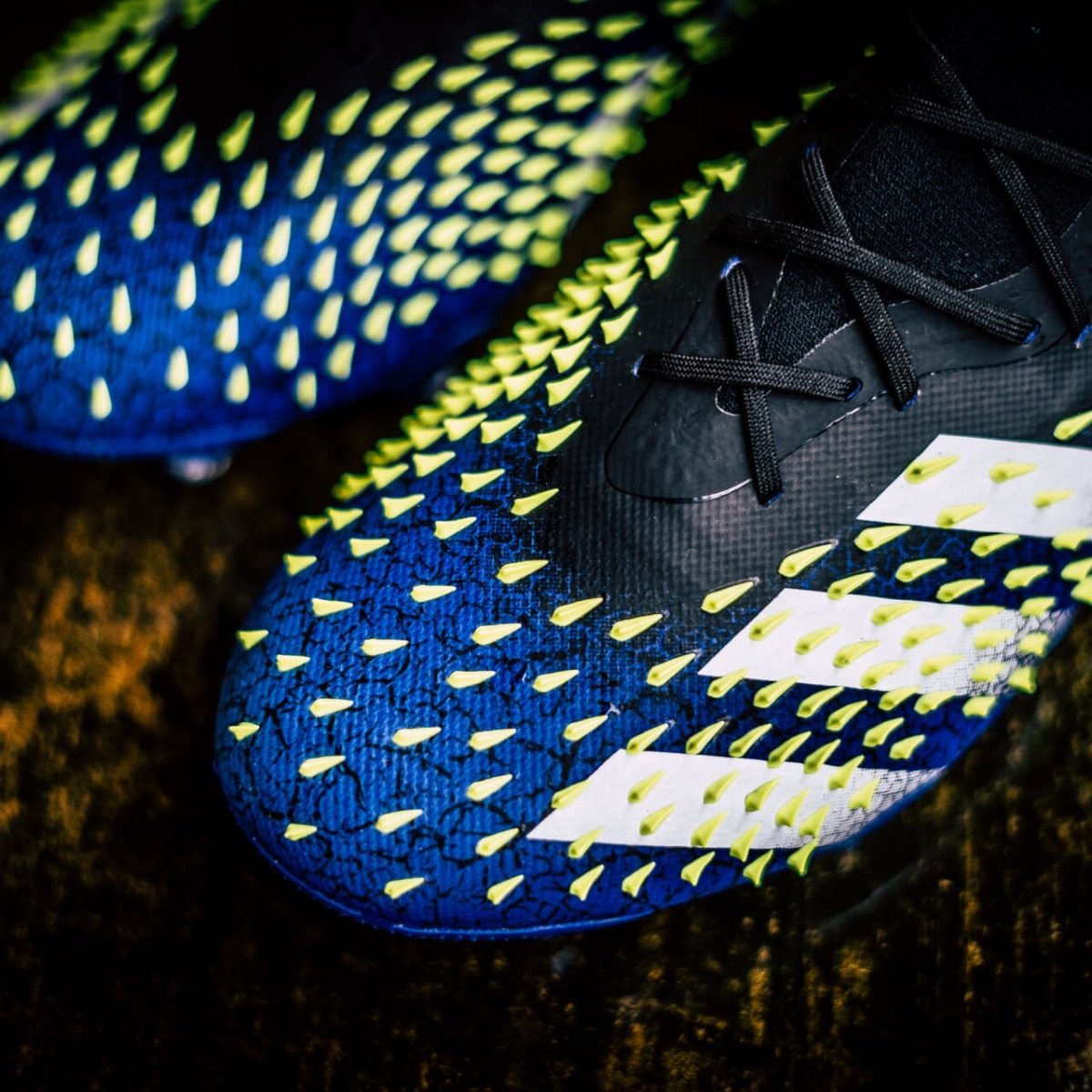 adidas-Predator-Freak-Design--Slider-tekst-blokjes-640x640px-2.jpg