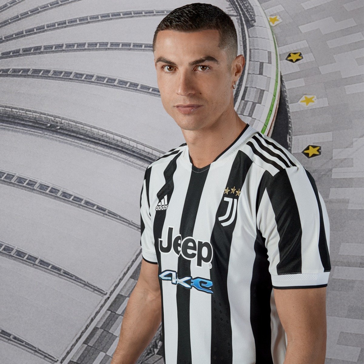 adidas-JuventusHOME-2122-sliderblokjes-640x640-5.jpg