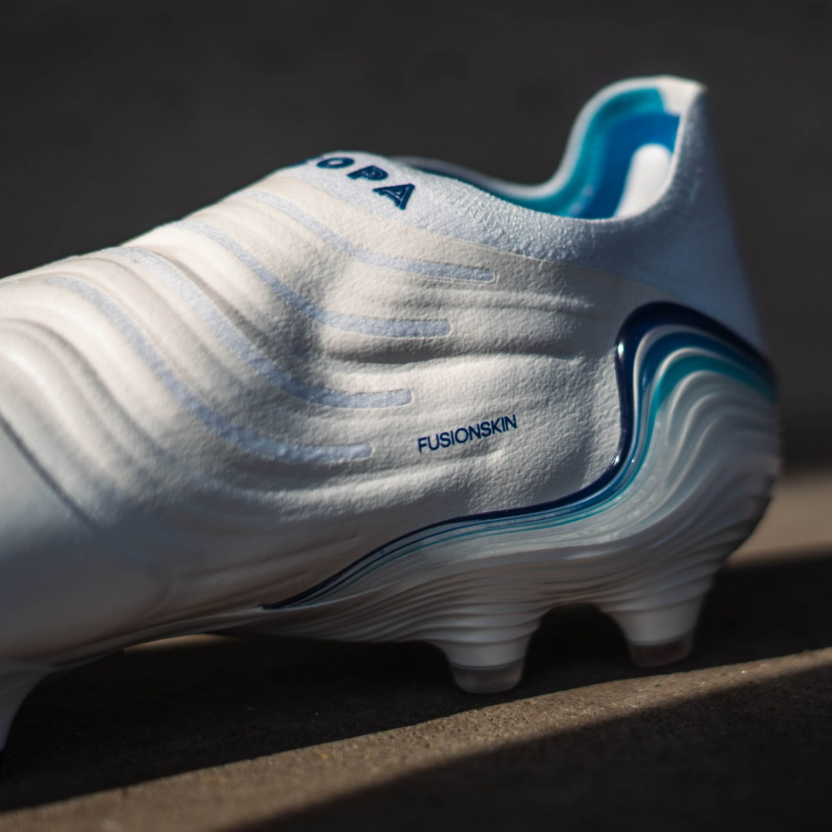 20220412-slider-blokje-adidas-DiamondEdge-COPA-3.jpg