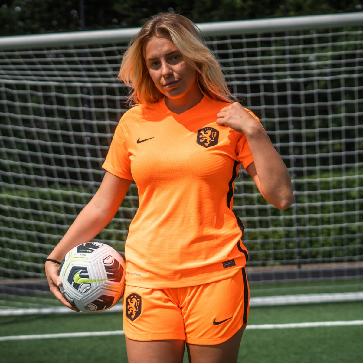 Klaar het EK 2022, dit zijn de nieuwe shirts van de Oranje Leeuwinnen!