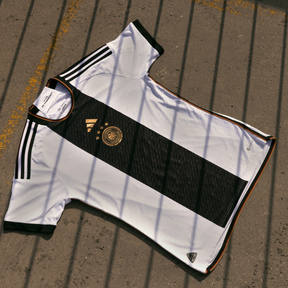 20220905-slider-blokje-adidas-WKLandenshirts-14.jpg