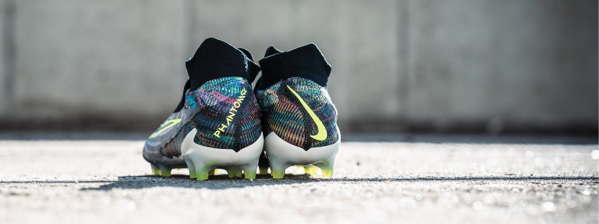 20230306-slider-header-Nike-PhantomGX-Link-3.jpg