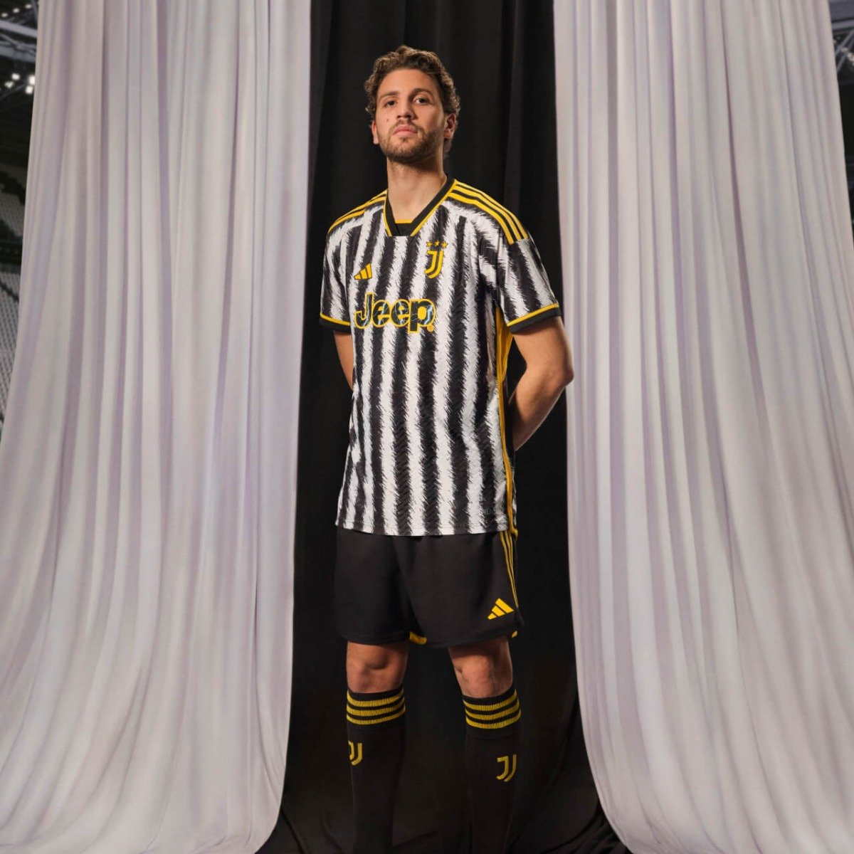 20230512-slider-blokje-adidas-Juventus-HOME-8.jpg