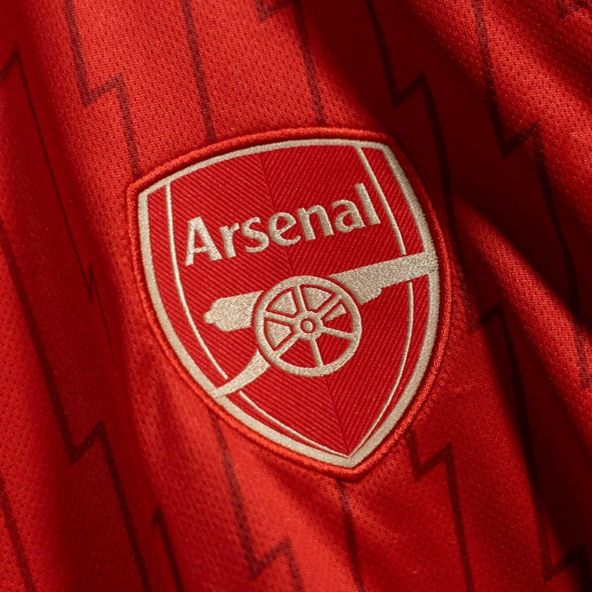 20230901-slider-blokje-Blog-Mooiste-Voetbalshirts2324-ARSENAL-2.jpg