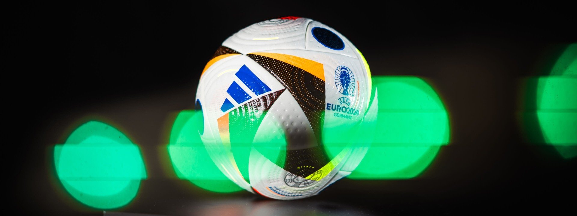 20231113-slider-header-EURO2024Ball.jpg