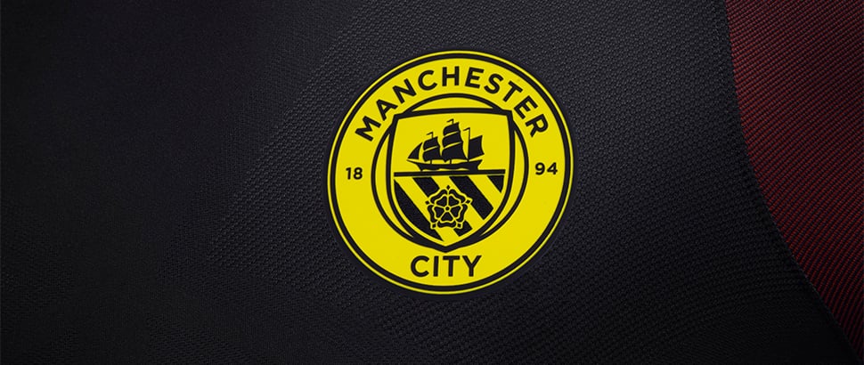 nike-man-city-away-16-17-slider-3.jpg