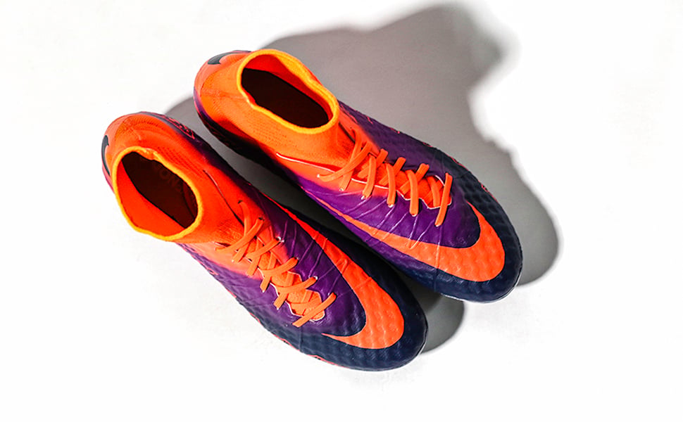 nike-hypervenom-floodlight-slider-2.jpg