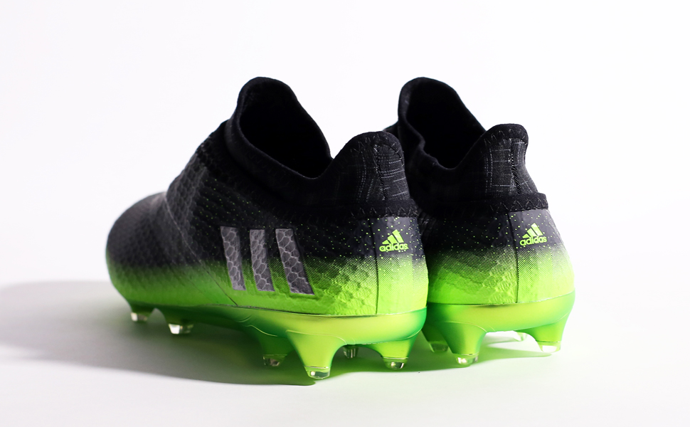 adidas-messi16-space-dust-slider-2.jpg