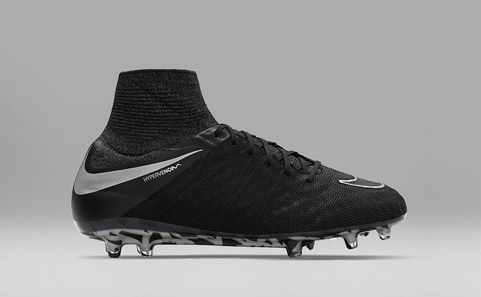 Nike_Tech_Craft_Hypervenom_Phantom_FG_01_08-slider.jpg