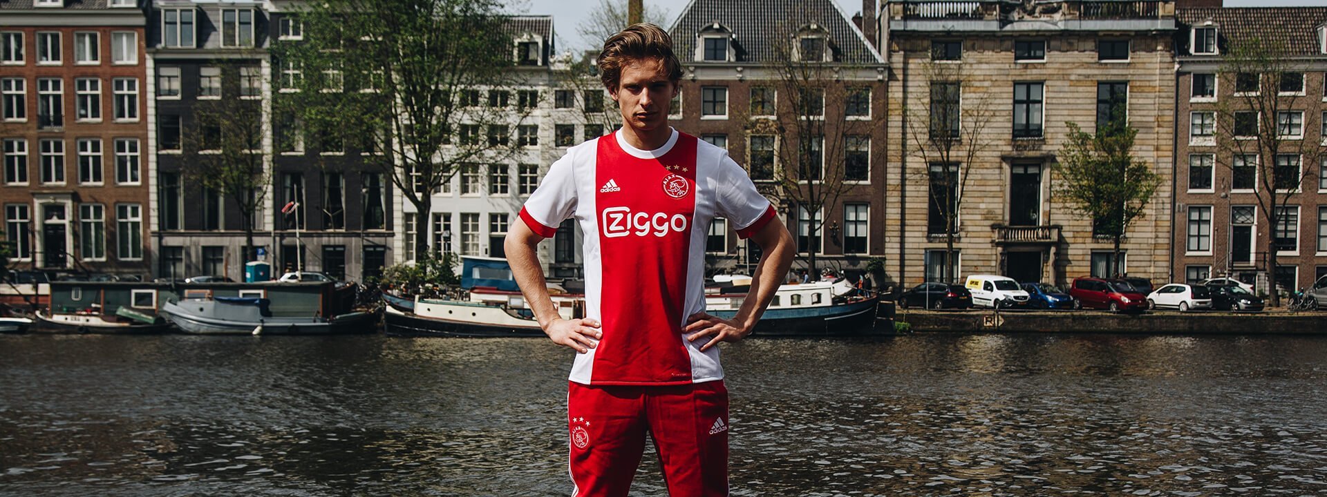 ajaxhomenewcollectie-slider-header-1920x720-foto4.jpg