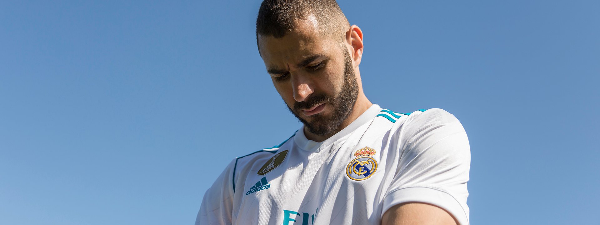 realmadrid-HOMEandAWAY-17-18-slider-header-1920x720-foto3.jpg