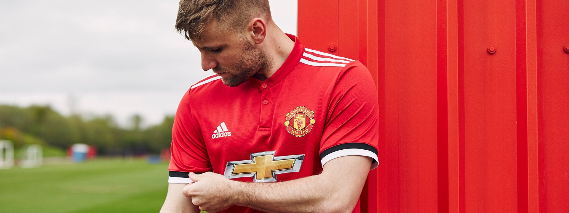 ManchesterUnitedHOME17-18-slider-header-1920x720.jpg