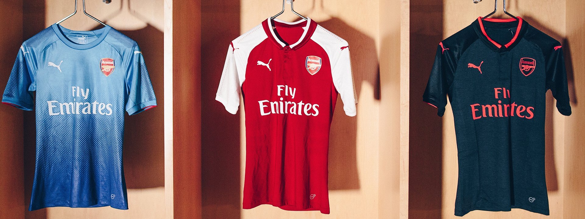 arsenal17-18-AWAY-slider-header-1920x720.jpg