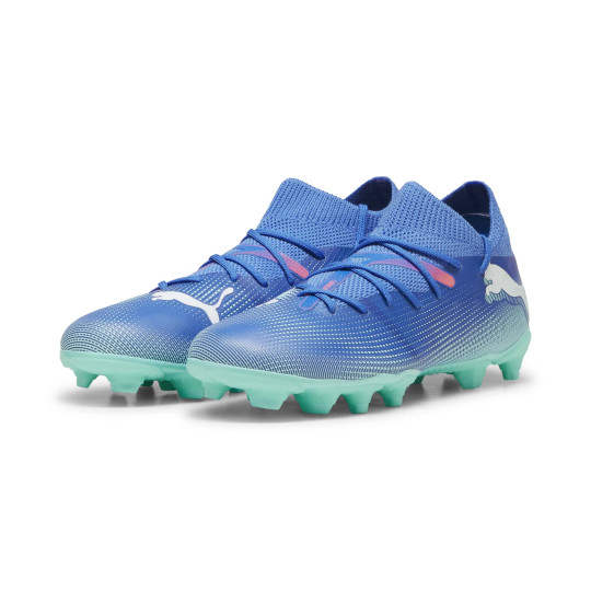 PUMA Future 7 Match Gazon Naturel Gazon Artificiel Chaussures de Foot (MG) Enfants Bleu Turquoise Blanc