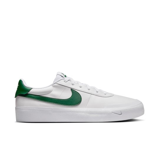 Baskets Nike Court Shot blanches et vert foncé