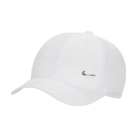 Casquette Nike Dri-Fit Club pour enfants, blanche et argentée