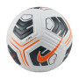 Nike Academy Team Football blanc noir orange