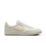 Baskets en cuir Nike Killshot 2 beiges marron clair