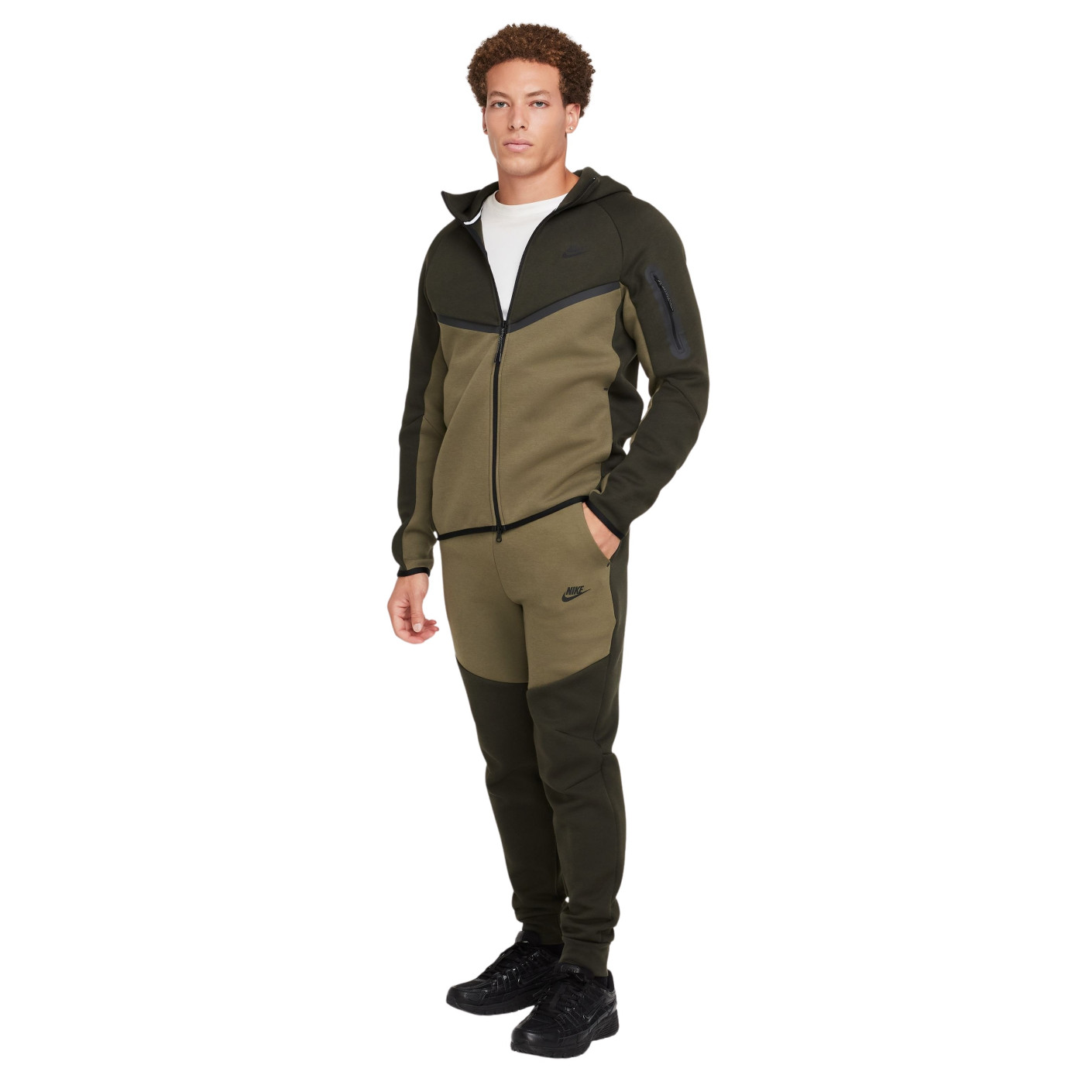 Nike Tech Fleece Sportswear Trainingspak Donker Olijfgroen Olijfgroen Zwart