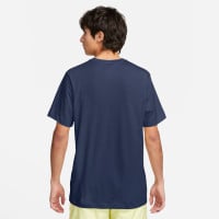 Nike Sportswear Club T-Shirt Donkerblauw Wit