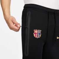 Nike FC Barcelona Tech Fleece Joggingbroek 2024-2025 Zwart Goud