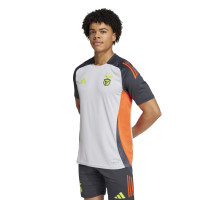 adidas Benfica Trainingsset 2024-2025 Lichtgrijs Donkergrijs Felgeel