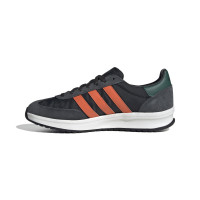 adidas Run 70s 2.0 Sneakers Zwart Donkergrijs Felrood