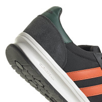 adidas Run 70s 2.0 Sneakers Zwart Donkergrijs Felrood