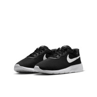 Nike Tanjun EasyOn Sneakers Kids Zwart Wit