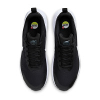 Nike Air Max Nuaxis Sneakers Zwart Wit