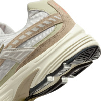 Nike Initiator Hardloopschoenen Wit Lichtbruin Beige