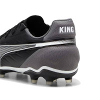 PUMA King Match Gras / Kunstgras Voetbalschoenen (MG) Zwart Wit Grijs