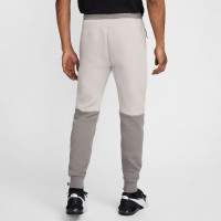 Nike Tech Fleece Sportswear Joggingbroek Lichtgrijs Grijs Zwart