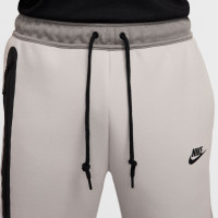 Nike Tech Fleece Sportswear Joggingbroek Lichtgrijs Grijs Zwart