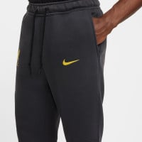 Nike Liverpool Tech Fleece Joggingbroek 2024-2025 Donkergrijs Geel