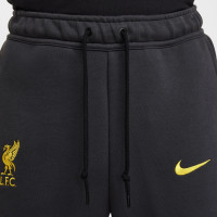 Nike Liverpool Tech Fleece Joggingbroek 2024-2025 Donkergrijs Geel