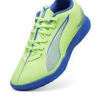 PUMA Ultra 5 Play Zaalvoetbalschoenen (IN) Kids Groen Blauw Zwart Wit