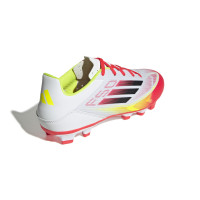 adidas F50 Club Gras / Kunstgras Voetbalschoenen (MG) Wit Rood Zwart Geel