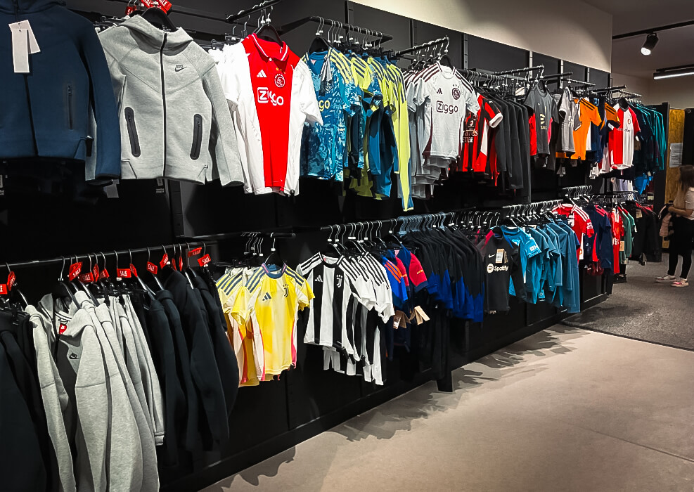 Voetbalshop.nl Maastricht Winkel Interieur 1